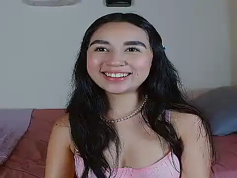 SiennaLorens webcam