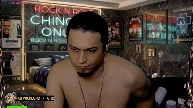 chino_roz webcam