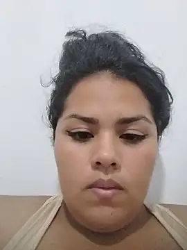 MiaBloom0 webcam