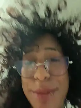 Woo_isDaphne webcam