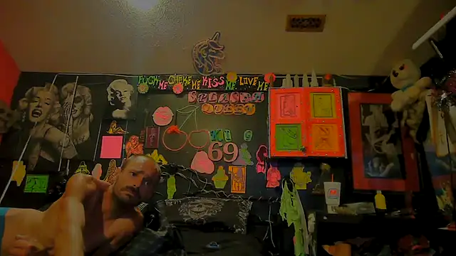DaddyAndSplashQueen webcam