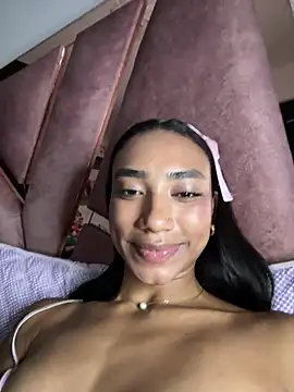 Mia-Lorette webcam