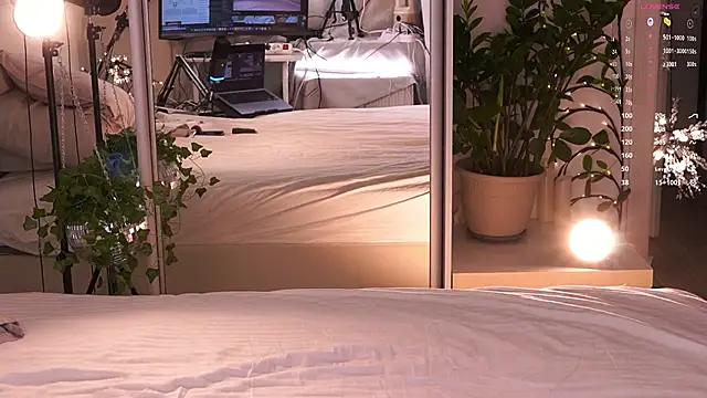 Ffoxyflame live webcam show