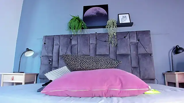 dulceaurora__ - DulceAurora__'s free webcam - UK Sex Cams