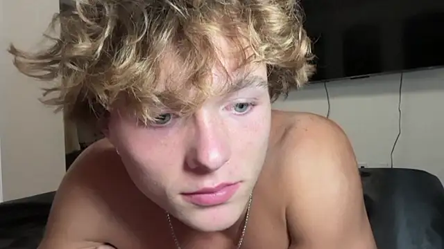 jackedvander (M twink) - shirt off