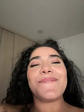 Curlyierr webcam