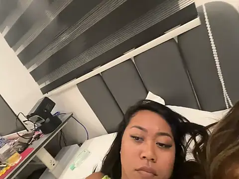 Juliet_official_pro live webcam show