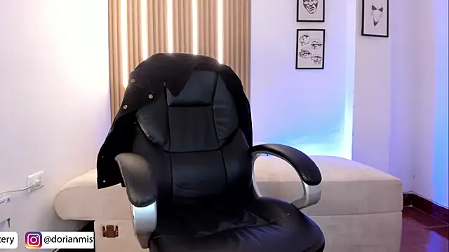 Dorianmistery2322_ webcam