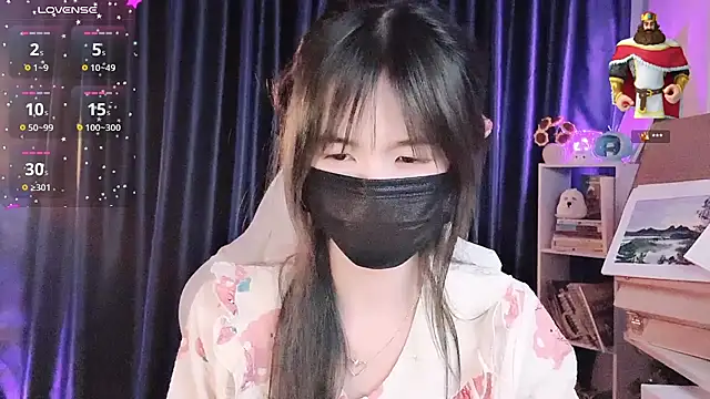 Your-Sunshinee live cam on StripChat