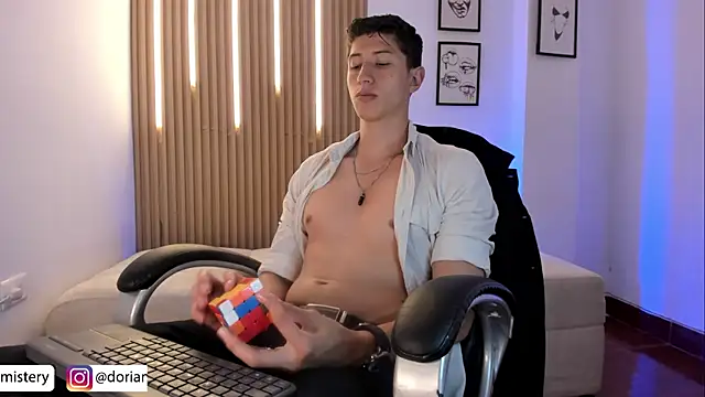Dorianmistery2322_ webcam