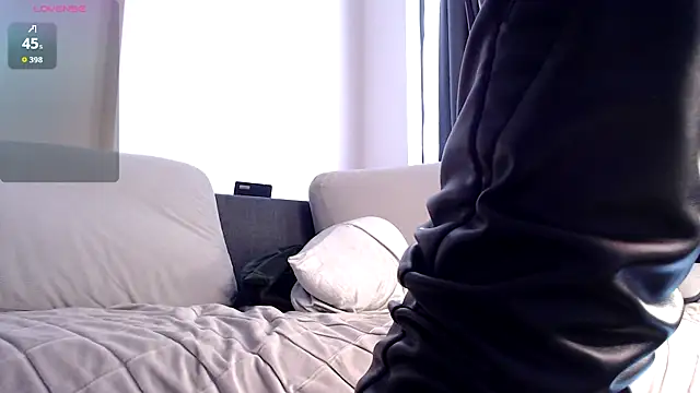 s3xyes (M young) - Oiling hard cock and CUMMMM