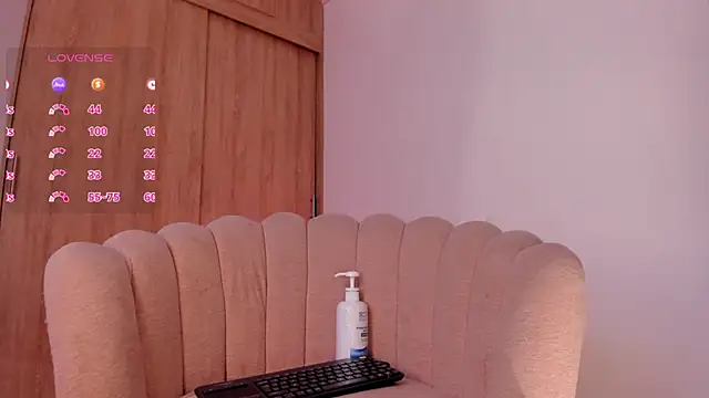 caroliinna_ webcam