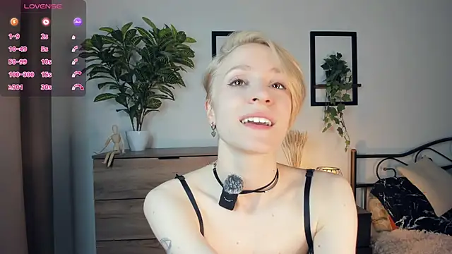 JanettePerro live webcam show