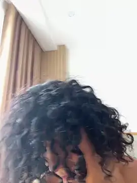 _CurlySue_ webcam