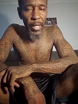 Boozle666 live webcam show