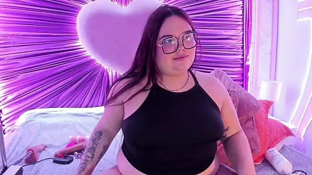 Lushi_Love webcam