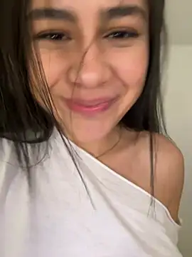 CuteKira7 webcam