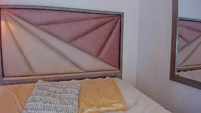 ShegoBlake webcam