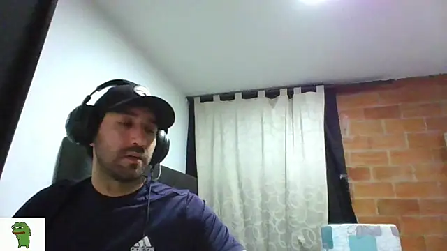 coolfriki webcam