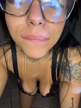 Casalamadornovinho23 webcam