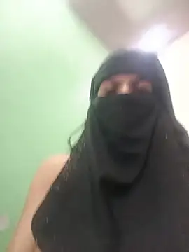 Aafreen_36 live webcam show