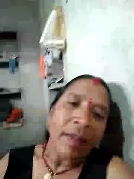 Loomaraj live webcam show