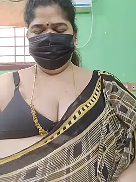 tamil-mayasri (F milf) - Ass flash