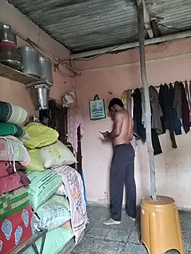 Lustynani live webcam show
