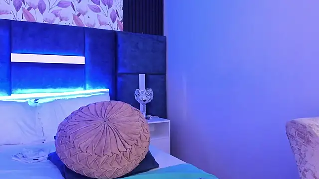 AmmyJones_ webcam