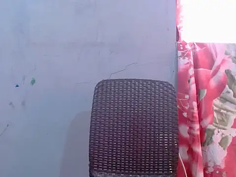 Andrea_Bloom19 webcam