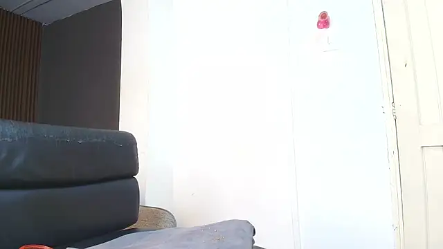 Divine_____ webcam