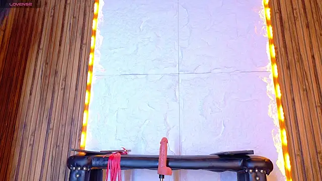 Lesdom_Bdsm webcam
