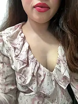 Yours_riya11 webcam