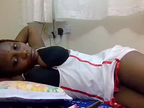 prettybigass22 webcam