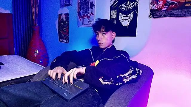 BLAKE___01 webcam