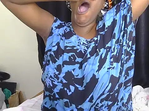 chocolate_lunah webcam