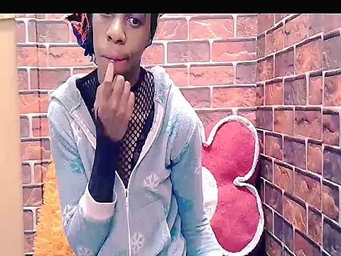 Ebony_sweetpeach webcam