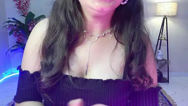 NoNude_Love webcam