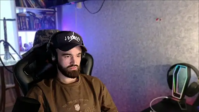 _Serious_Man webcam
