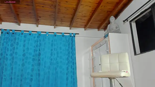 emily_hornett live sex cam