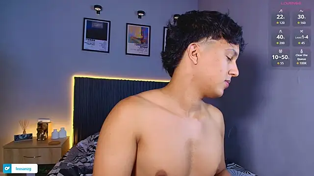 Leo_Savage_ webcam