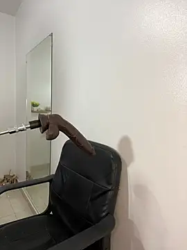 cherry_skinnyy_ webcam