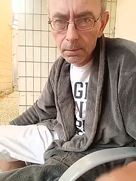 BesterJunge45 webcam