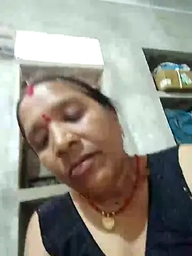 Loomaraj live webcam show