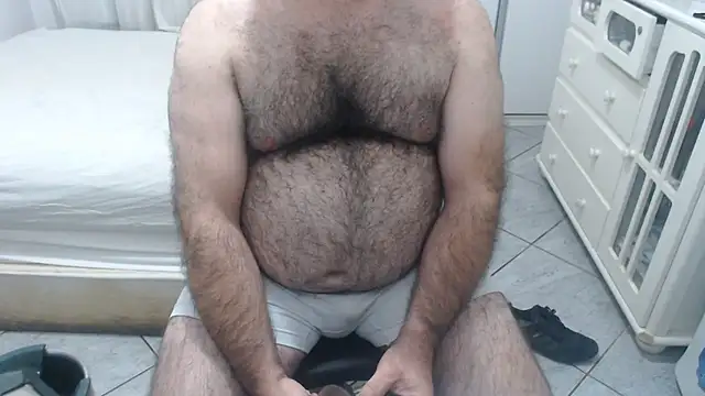 MysterBearMG live webcam show