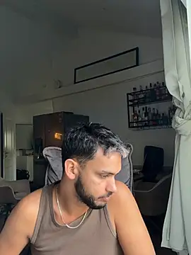 Gipsyboysteve live cam on StripChat