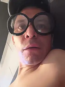 mattcp94perv live cam on StripChat