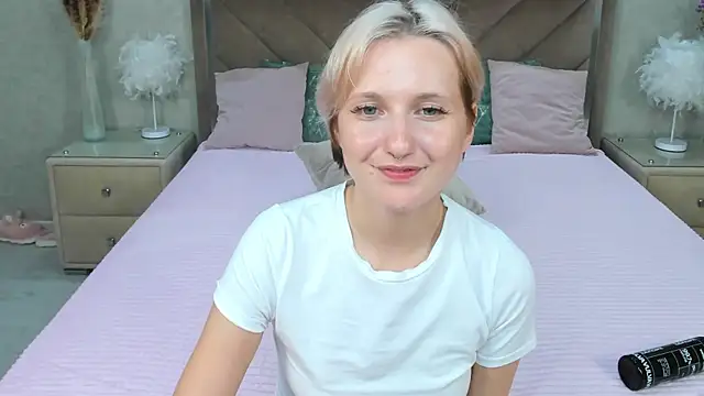 MiaKarlos webcam