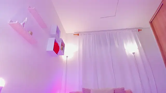 Aishapeyton_ webcam