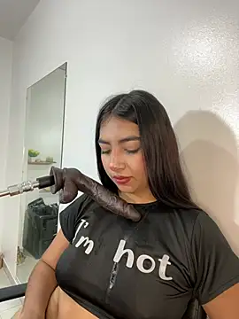cherry_skinnyy_ webcam
